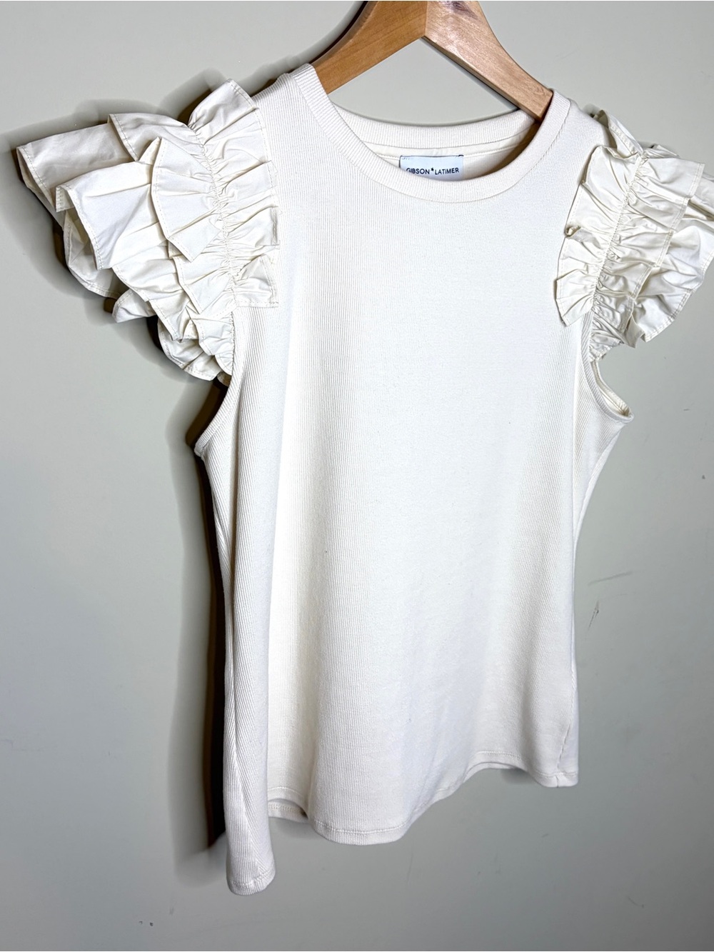Gibson Latimer Ruffled Sleeve Cream Knit Tank Size Large